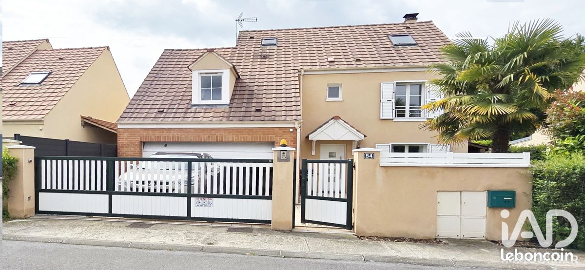 Maison 7 pièces 150 m² · à Bailly-Romainvilliers · 150 m² · 588 000 €
