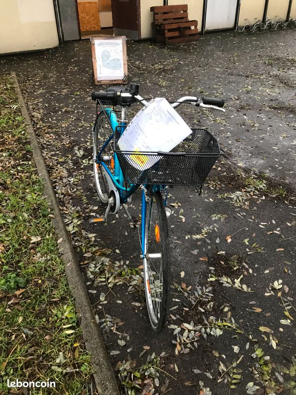 Superbe Vélo de Ville Gitane Monark tout équipé (image 3)