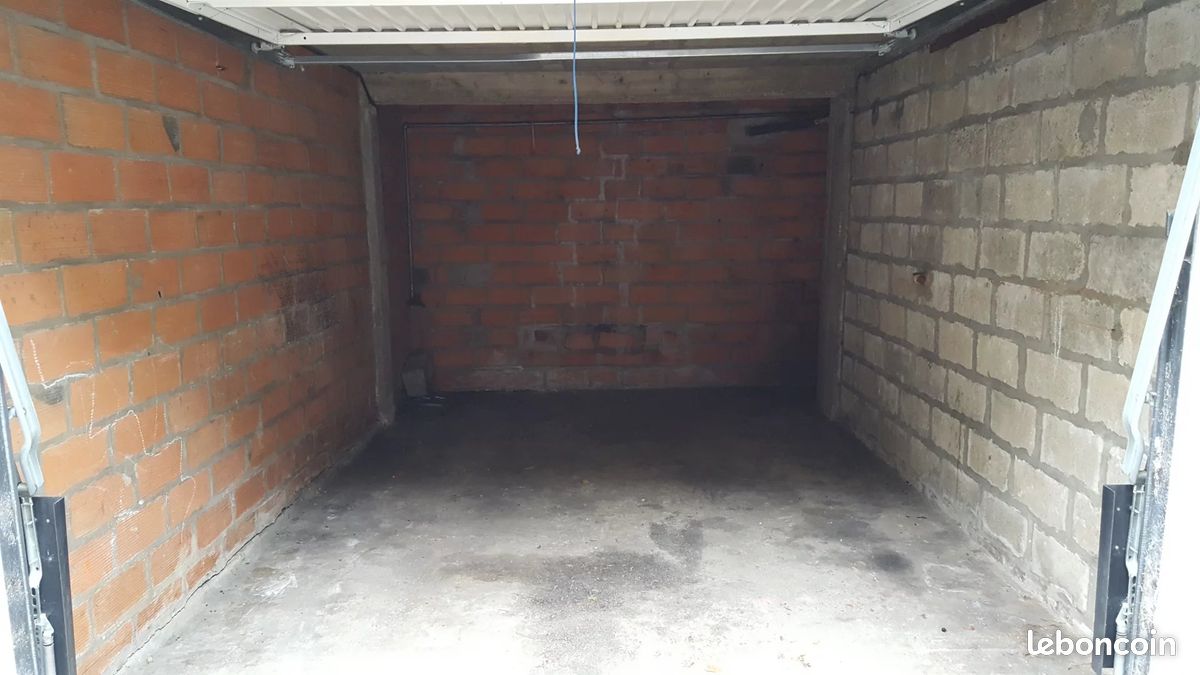 Parking 14 m² · à Boulogne-sur-Mer · 14 m² · 90 €/mois