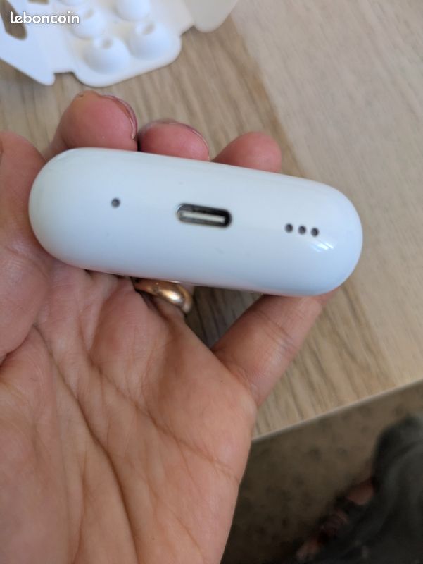 Airpods pro 2 (image 5)