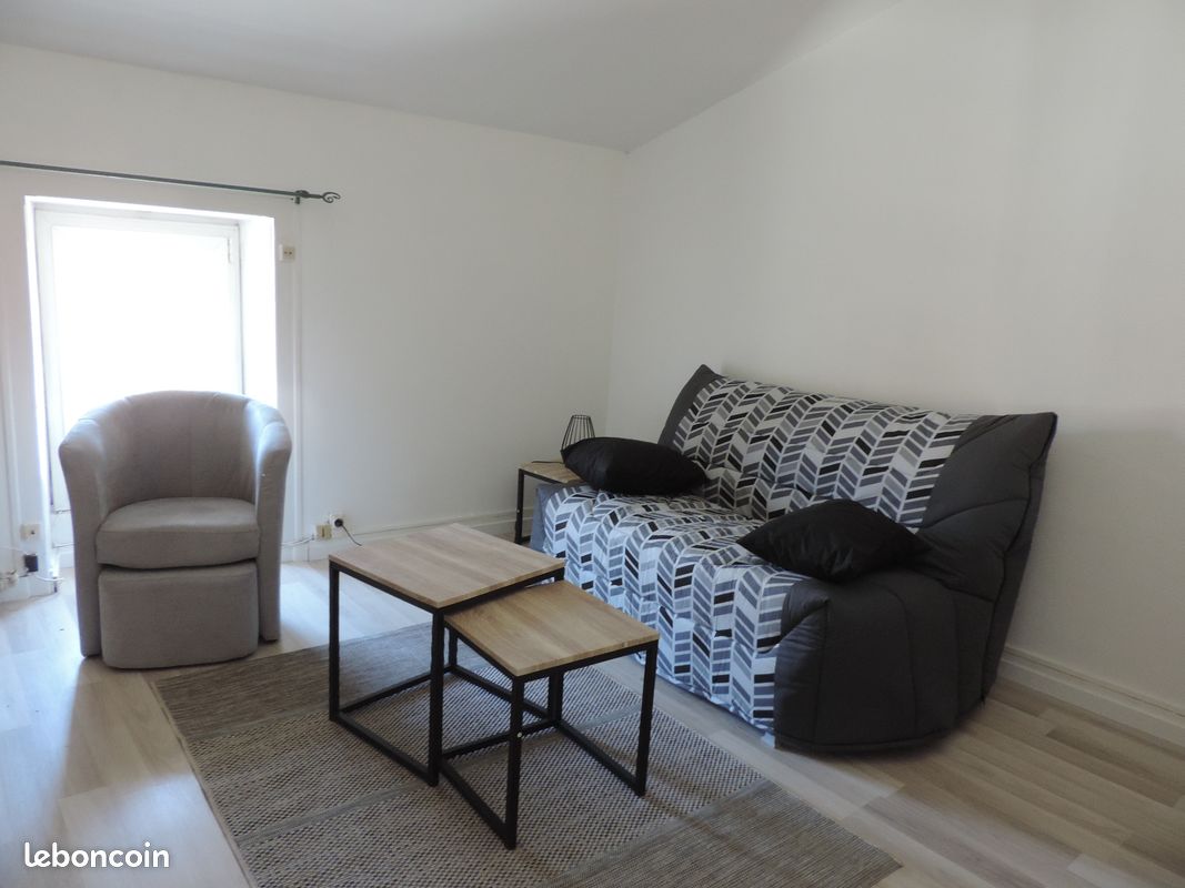 Appartement 1 pièce 28 m² · à Bressuire · 28 m² · 450 €/mois