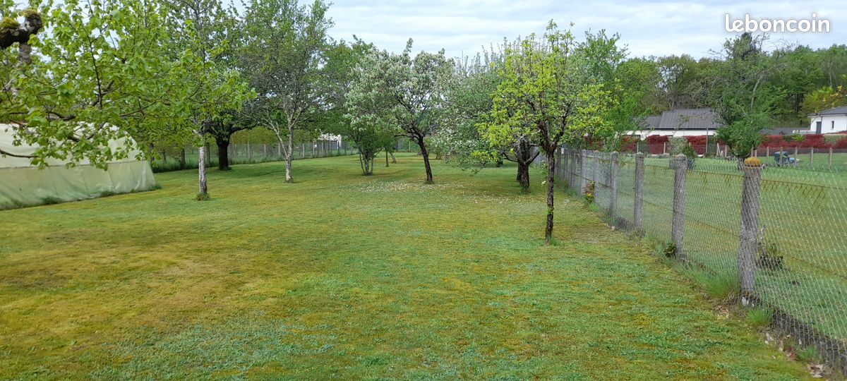 Vente terrain COUZEIX · 85 000 €