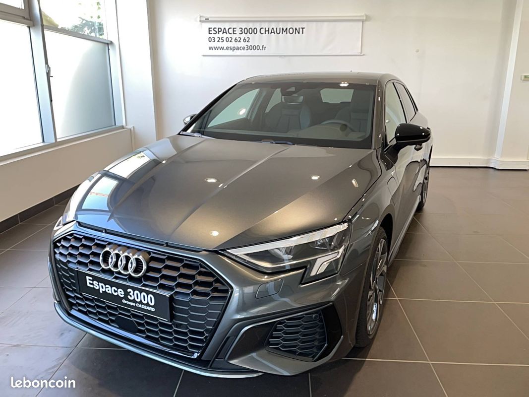 AUDI A3 Sportback 40 TFSIe 204 S tronic 6 S Line (image 1)