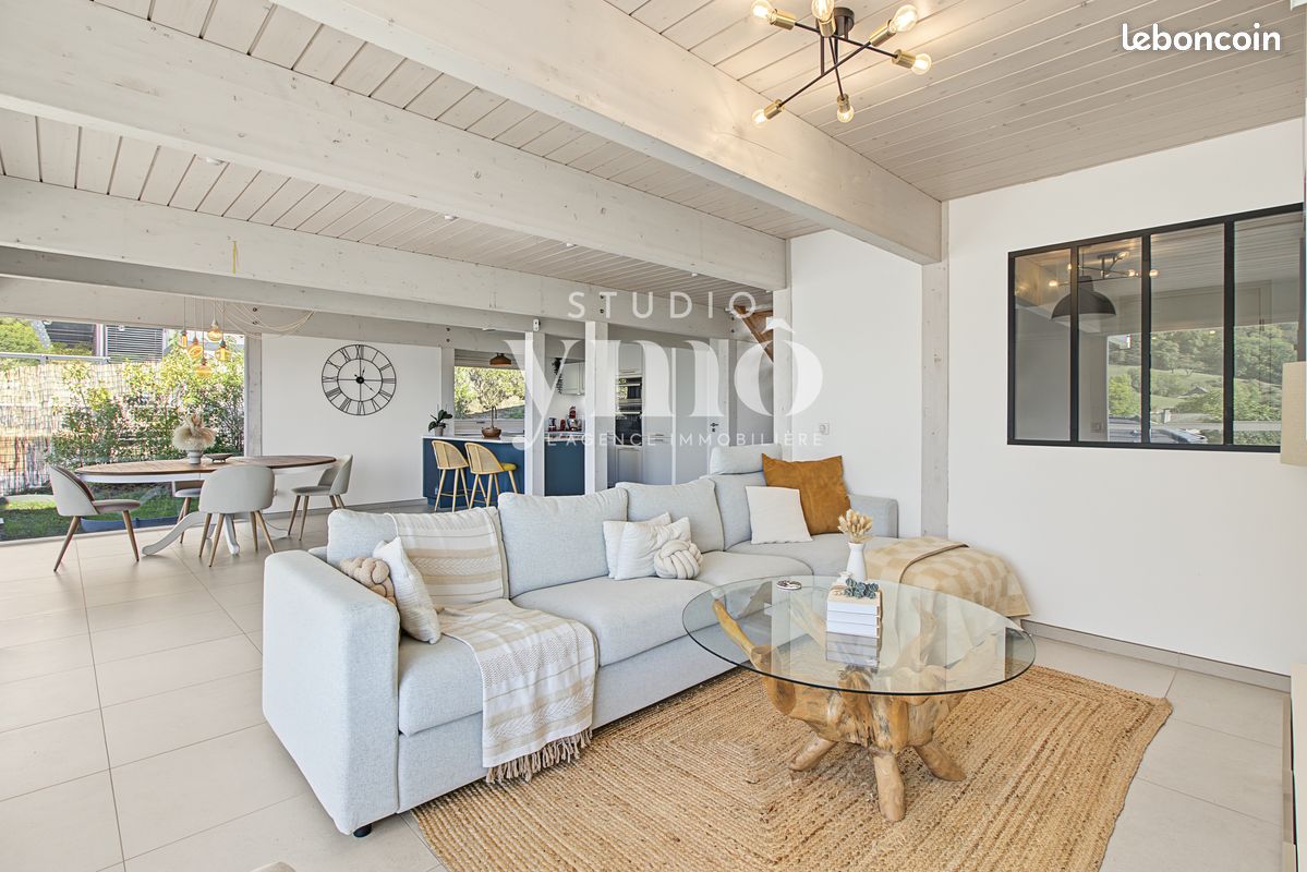 Maison 5 pièces 136 m² · à Sillingy · 136 m² · 950 000 €