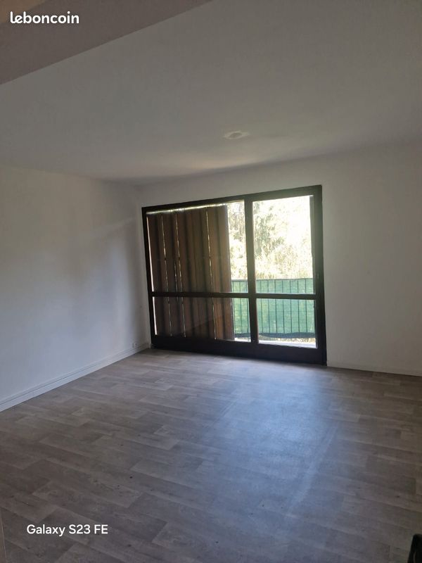 Appartement 3 pièces 57 m² · à Palaiseau · 57 m² · 1 070 €/mois