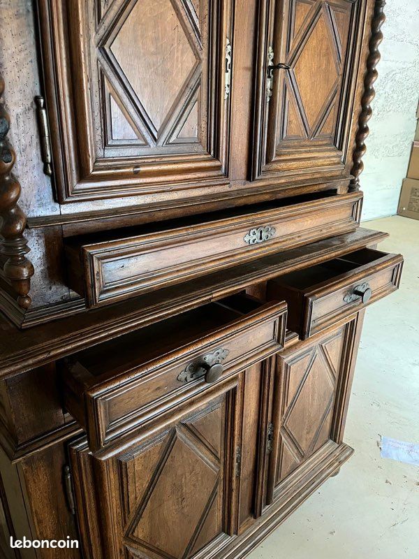 Buffet deux corps/vaisselier ancien en noyer massif (image 3)