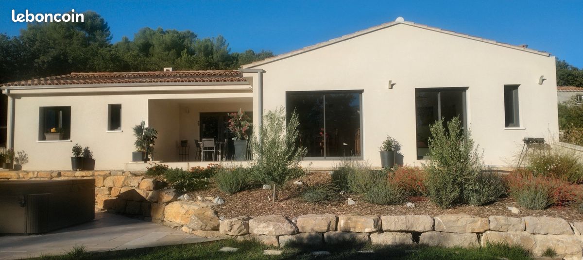 Maison 4 pièces 123 m² · à Pierrevert · 123 m² · 585 000 €