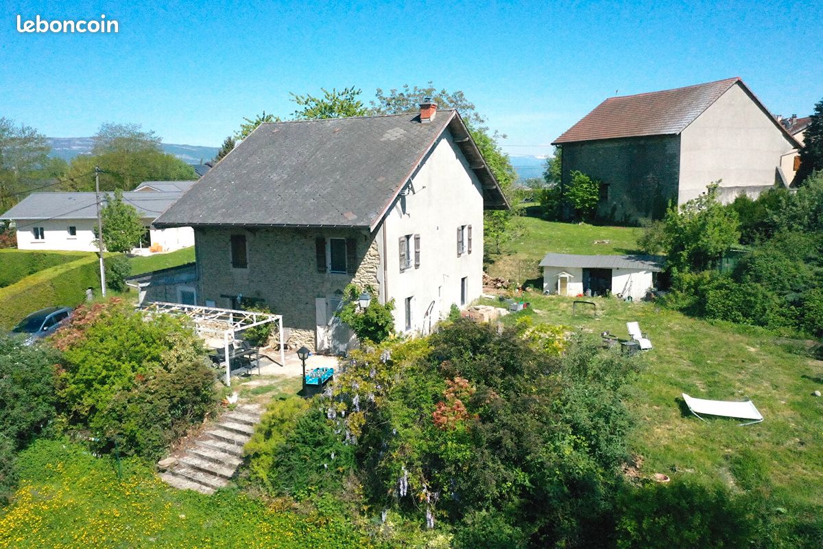 Maison 6 pièces 170 m² · à Challonges · 170 m² · 449 000 €