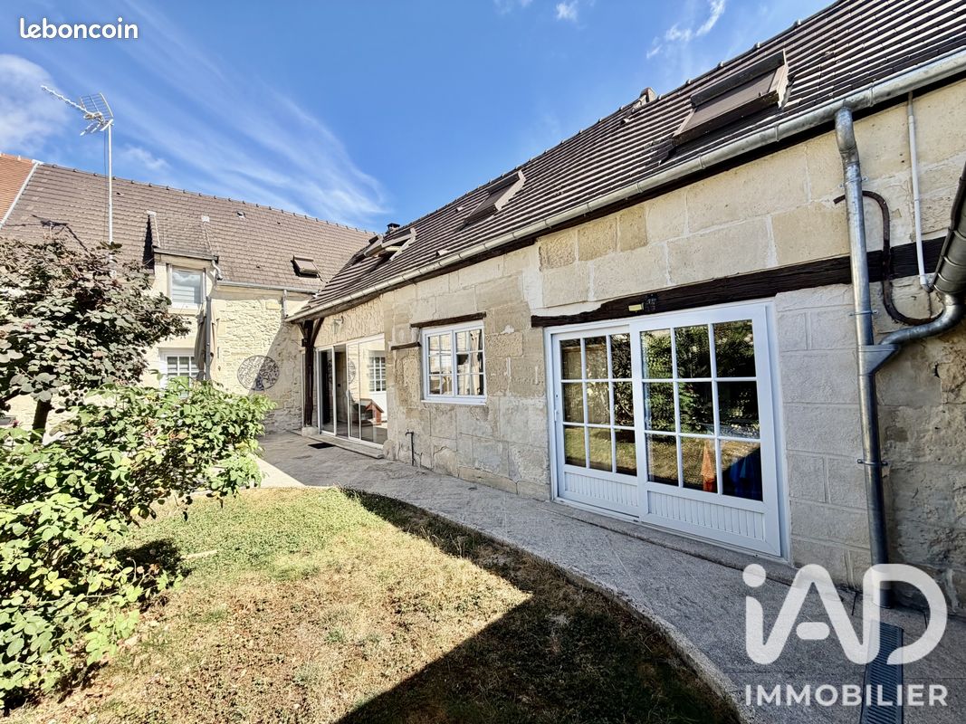 Maison 7 pièces 178 m² · à Brenouille · 178 m² · 367 000 €