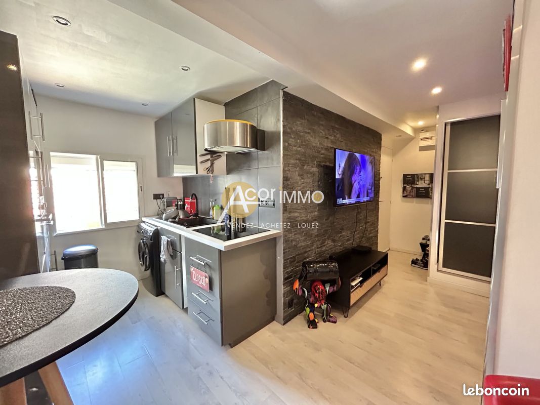 Appartement 1 pièce 20 m² · à Sanary-sur-Mer · 20 m² · 149 000 €