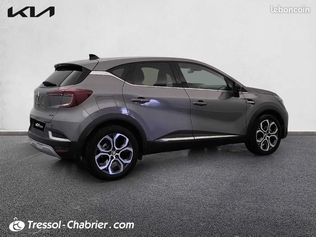 RENAULT Captur E-Tech 145 - 21 Intens (image 29)