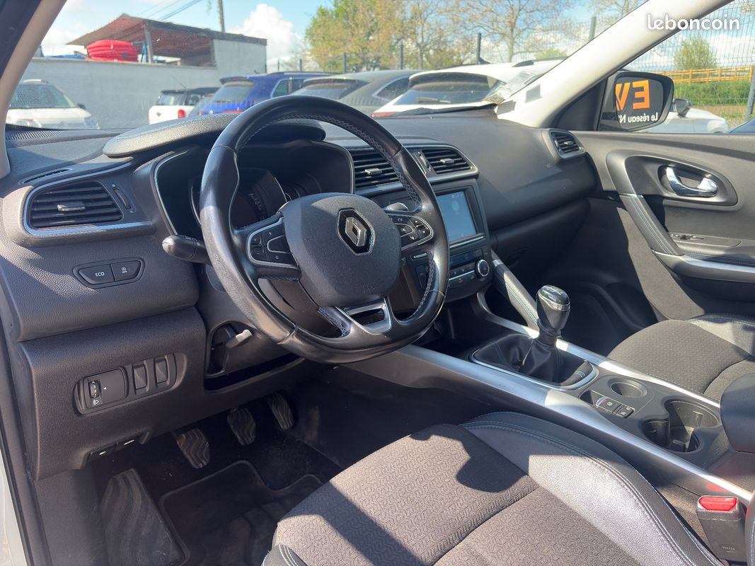 Renault kadjar 1.2 tce 130 ch energy intens s-edition (image 26)