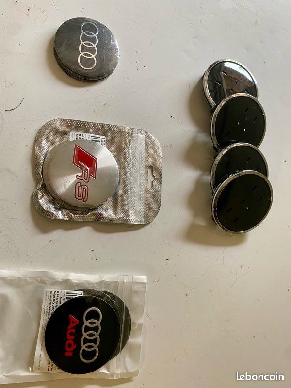 Centre de roue Audi vierge avec plaquettes (image 2)