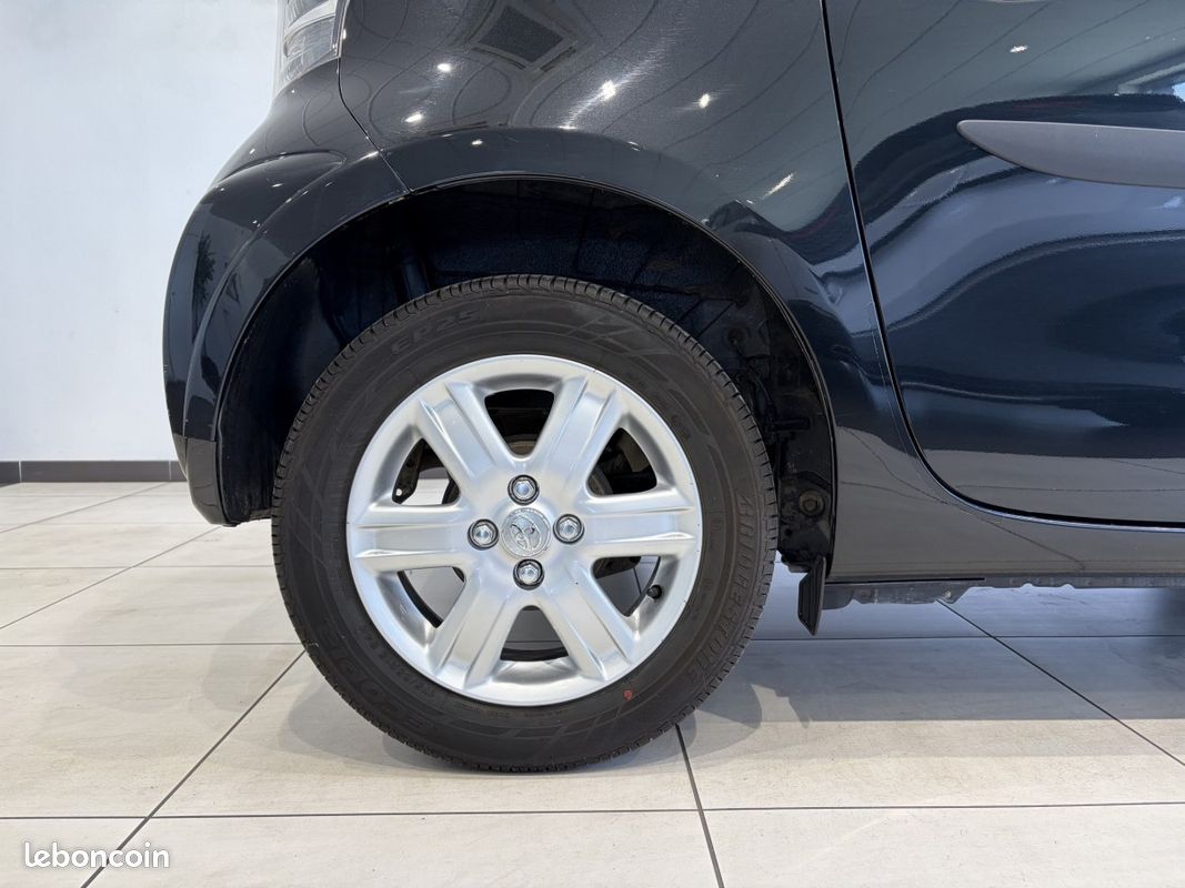 Toyota IQ 68 VVT-i iQ1st (image 4)