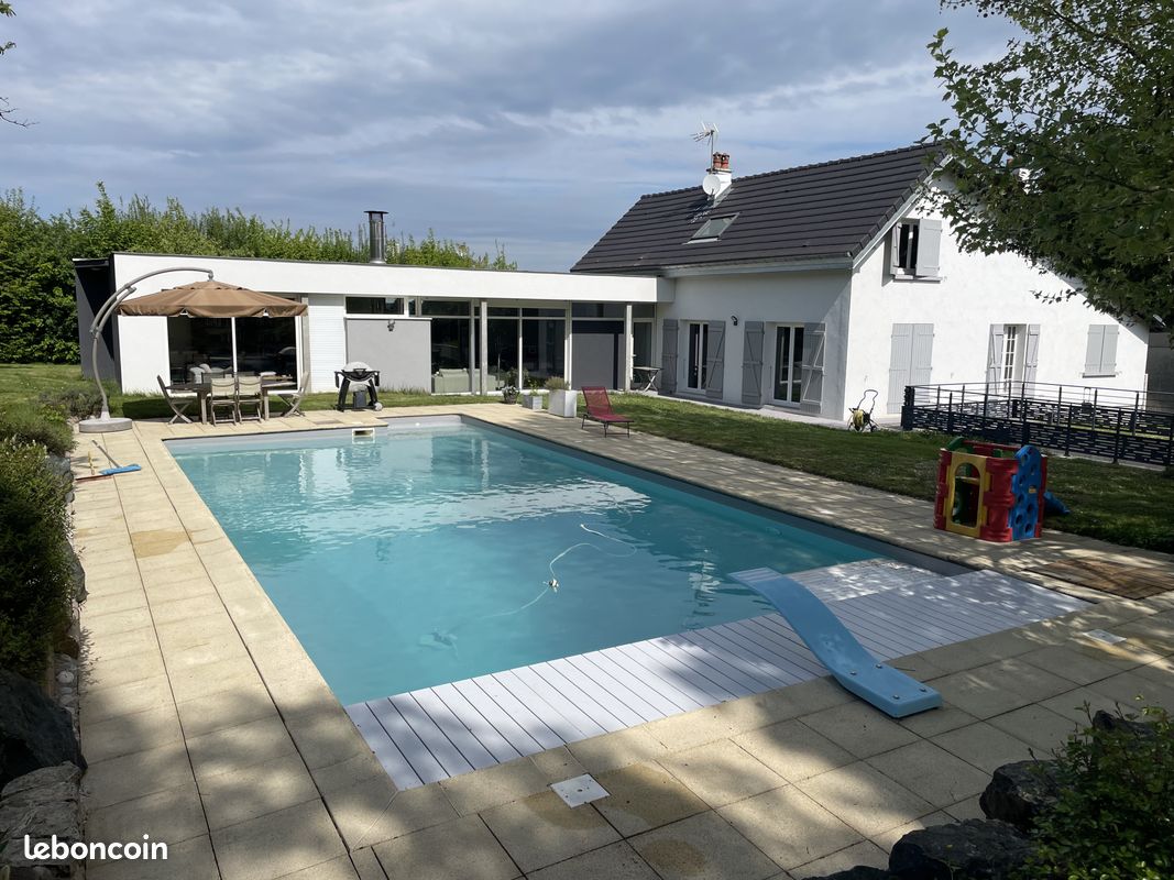 Maison 7 pièces 247 m² · à Saint-Dizier · 247 m² · 449 000 €