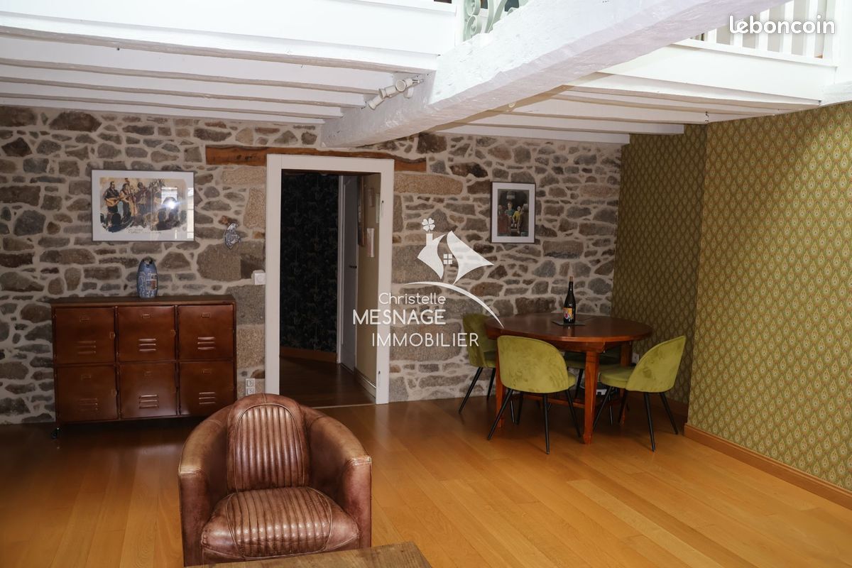 Appartement 83 m² · à Dinan · 83 m² · 261 250 €