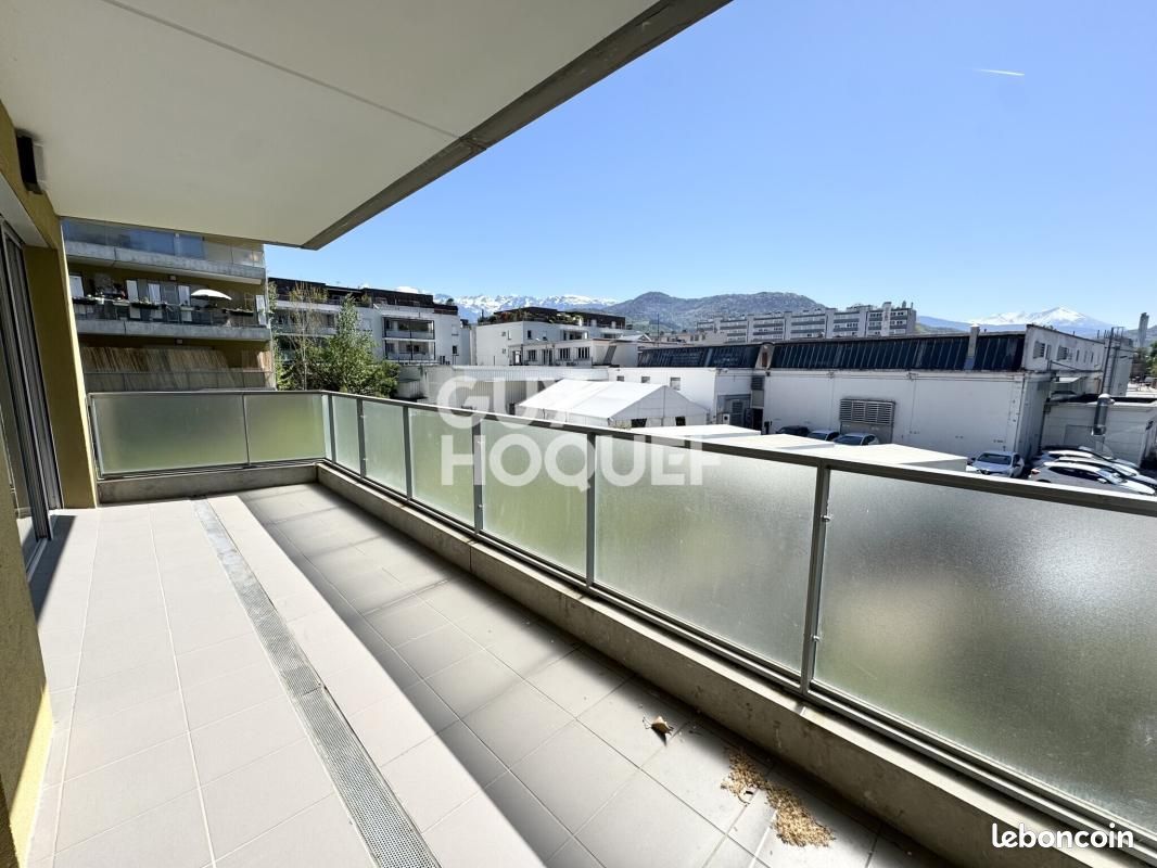 Appartement 4 pièces 81 m² · à Grenoble · 81 m² · 1 052 €