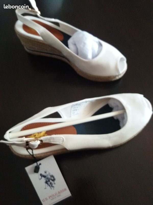 Chaussures compensées femme (image 2)