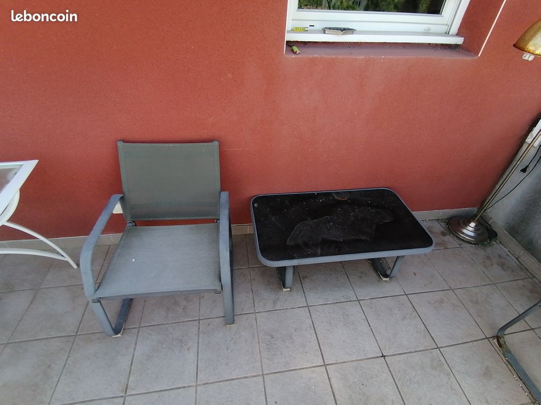 A vendre table ext et chaises (image 3)