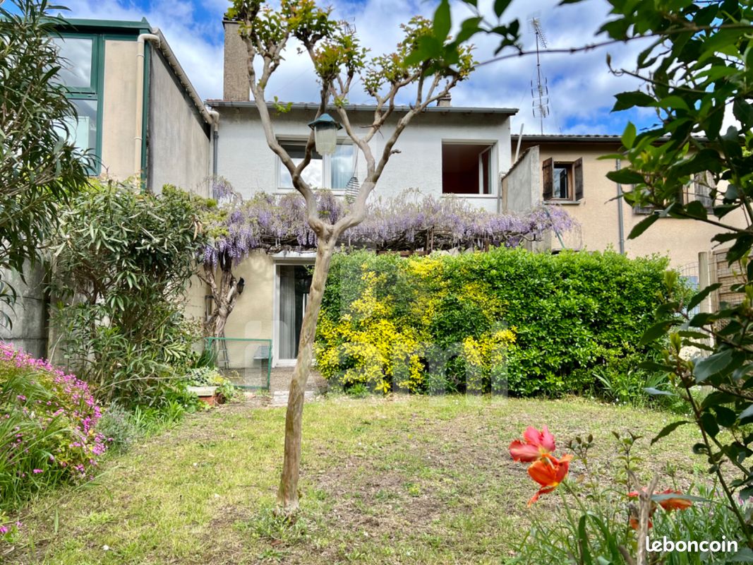 Maison 6 pièces 120 m² - Bergerac 24100 (image principale 2)