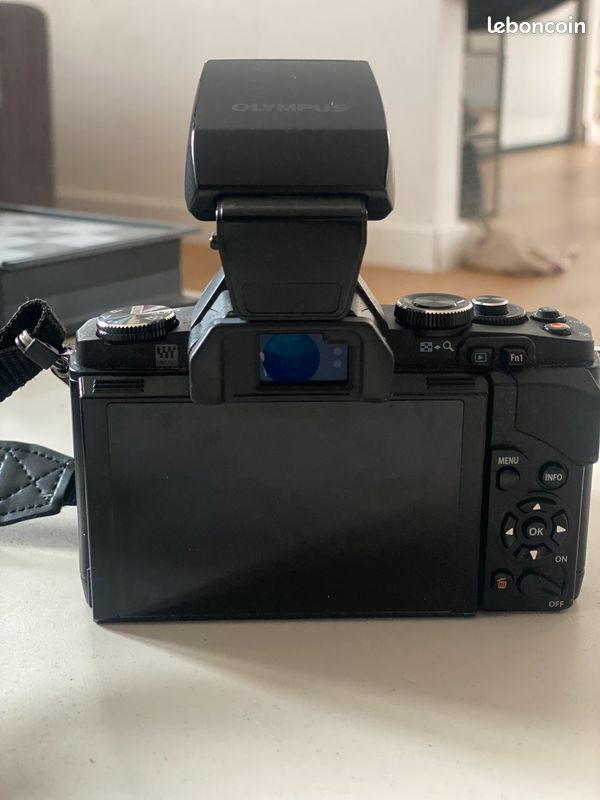 Appareil photo Olympus OM-D avec objectif 12-50 mm (image 4)