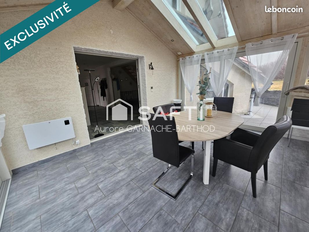 Maison 6 pièces 160 m² · à La Chenalotte · 160 m² · 439 000 €