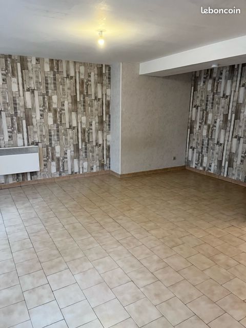 Appartement 1 pièce 40 m² · à Château-Chinon (ville) · 40 m² · 290 €/mois