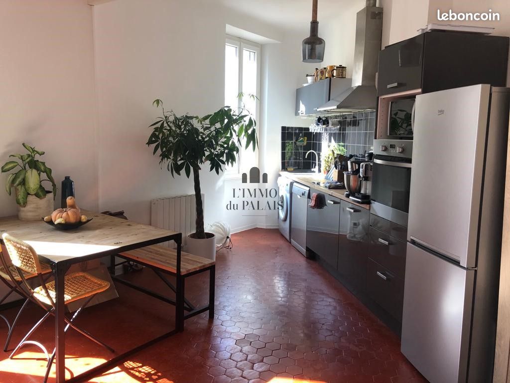 Appartement 2 pièces 49 m² · à Marseille · 49 m² · 917 €