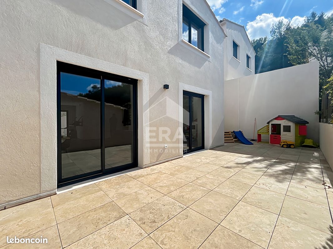 Maison 4 pièces 120 m² · à Simiane-Collongue · 120 m² · 495 000 €