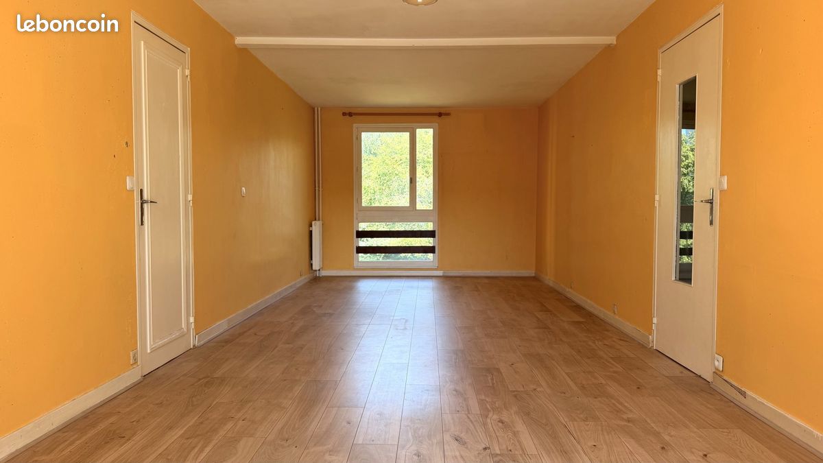 Appartement 3 pièces 75 m² · à Mont-Saint-Aignan · 75 m² · 99 000 €