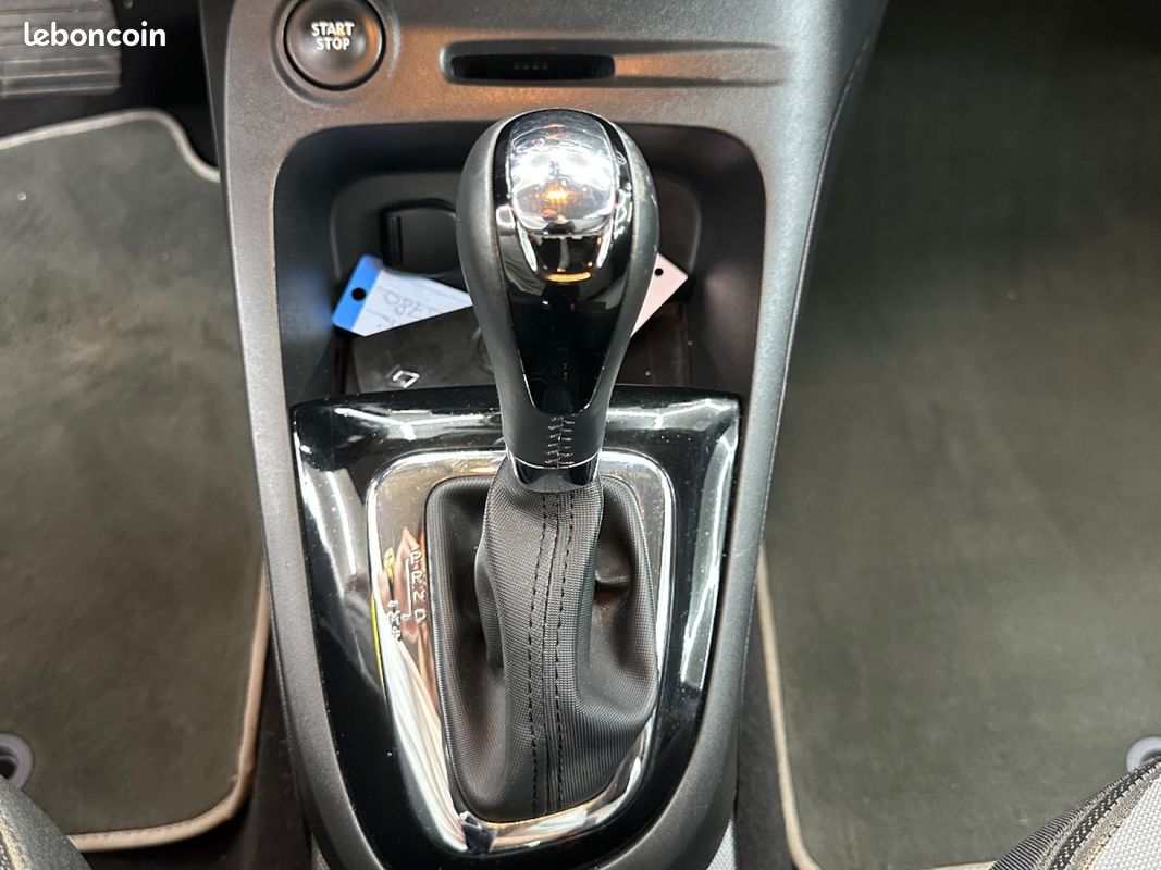 RENAULT CAPTUR TCe 120CV Intens EDC Garantie (image 18)