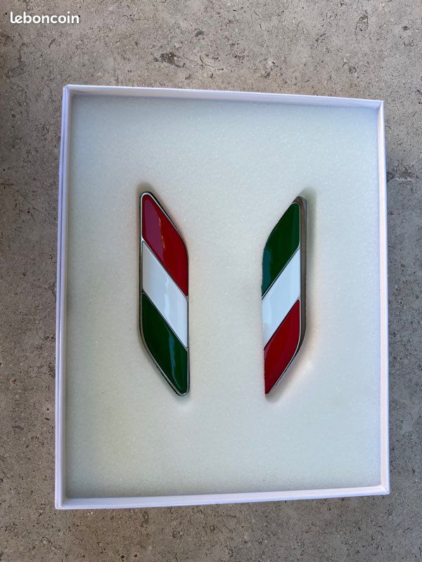 Badge Italien Pour Baguette Laterale De Fiat 500 - Accessoire