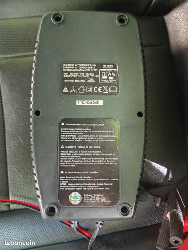 🔋 Chargeur de batterie automatique 12V / 24V Feu Vert – Jusqu’à 250Ah (image 2)