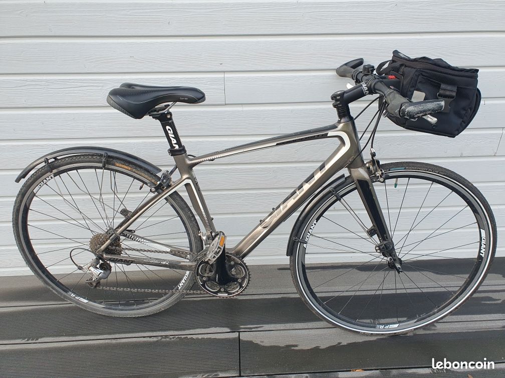 Vélo route Giant Defy composite 14 Taille S Vélos