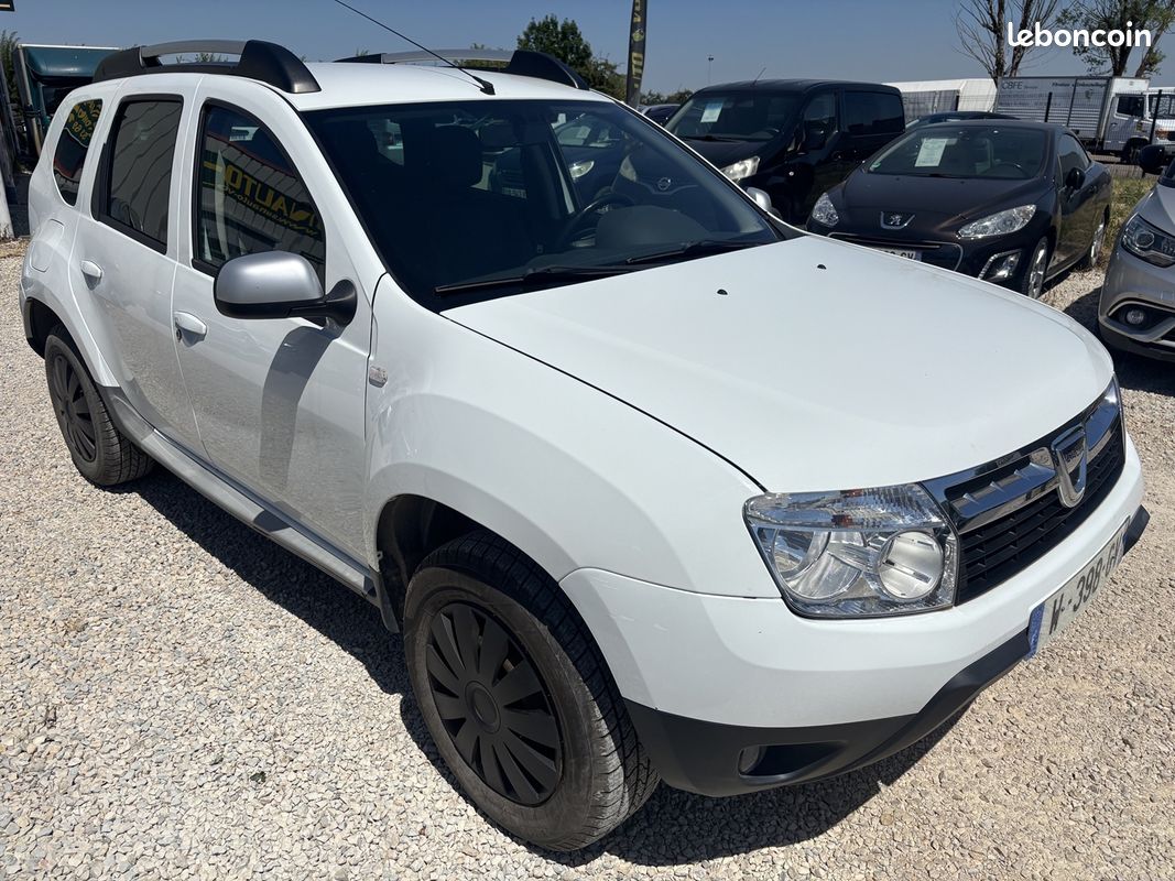Dacia DUSTER 1.6 16V 105CH 4X2 BVM6 (image 3)