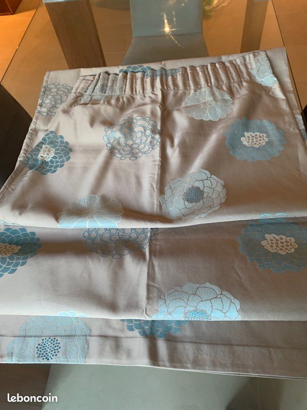 Lot de rideaux MADURA Gris / Taupe & Fleurs bleues turquoise (image 5)