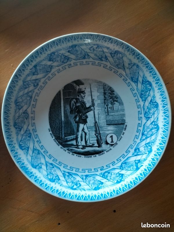 Assiette en porcelaine de Gien (image 1)