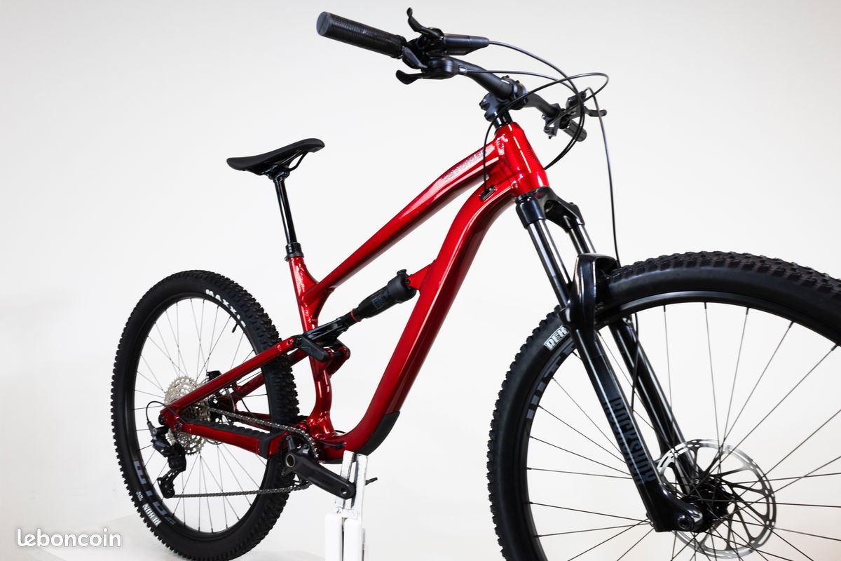 vélo VTT 24 poues - parfait état anton Vaud