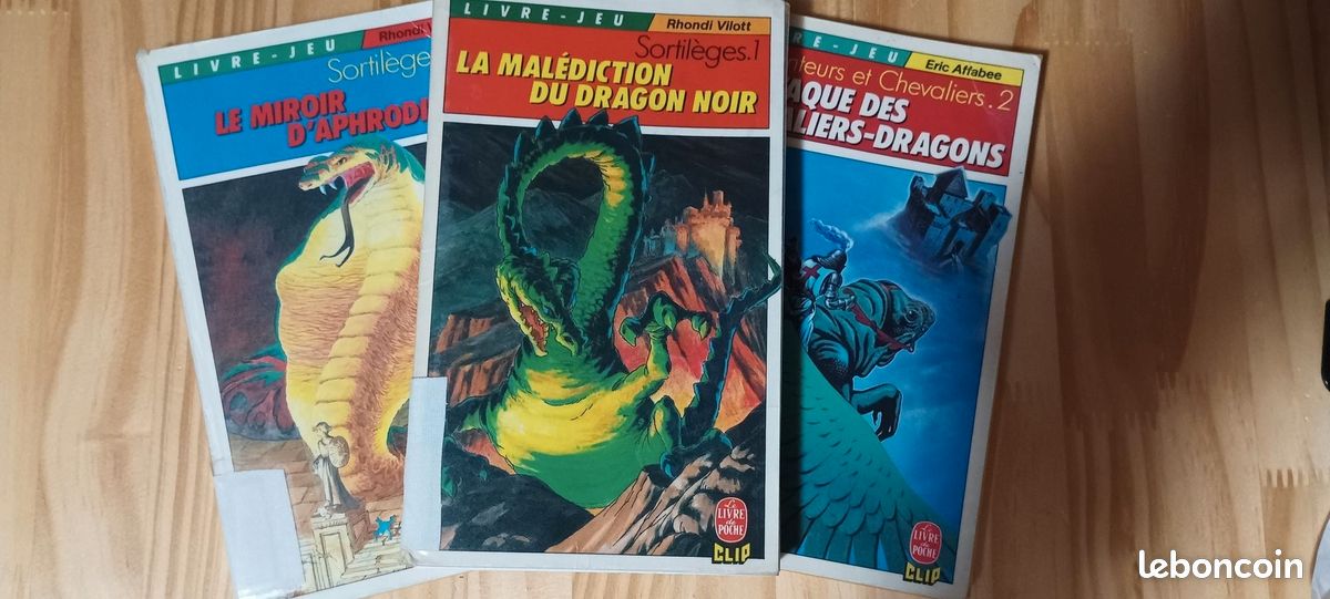 Lot de 3 livres dont vous êtes le héros (image 1)