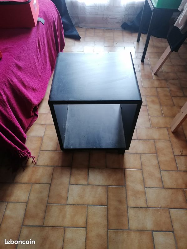 Table basse à roulettes (image 2)