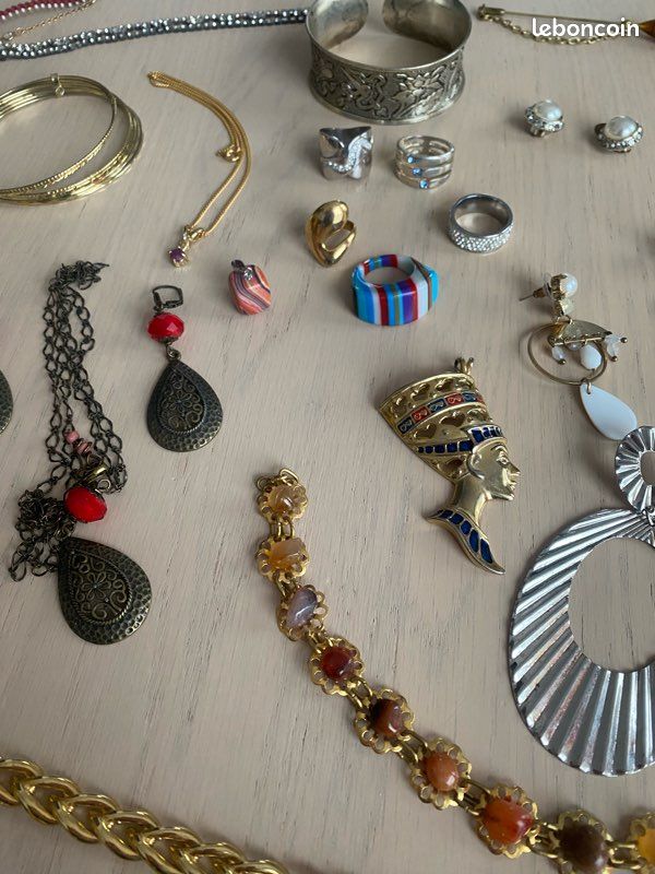 Lot De Bijoux Anciens Et Fantaisie - Vintage Et Récents - Rare - Référence R103