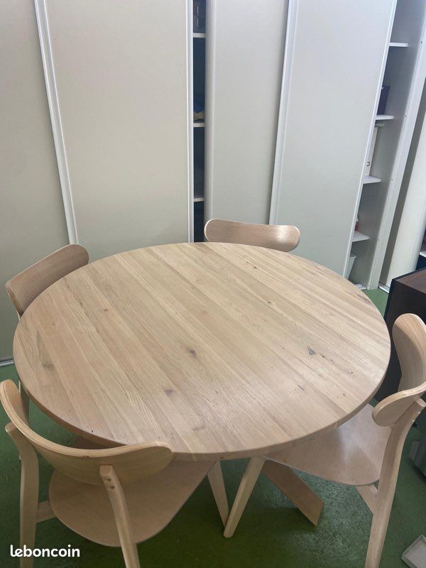 6 chaises en bois clair (image 8)