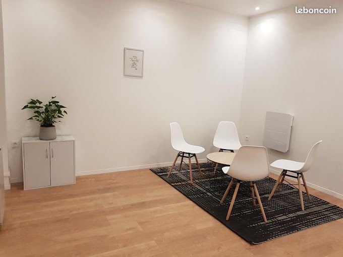 Local commercial 7 pièces 100 m² · à Lille · 100 m² · 320 000 €