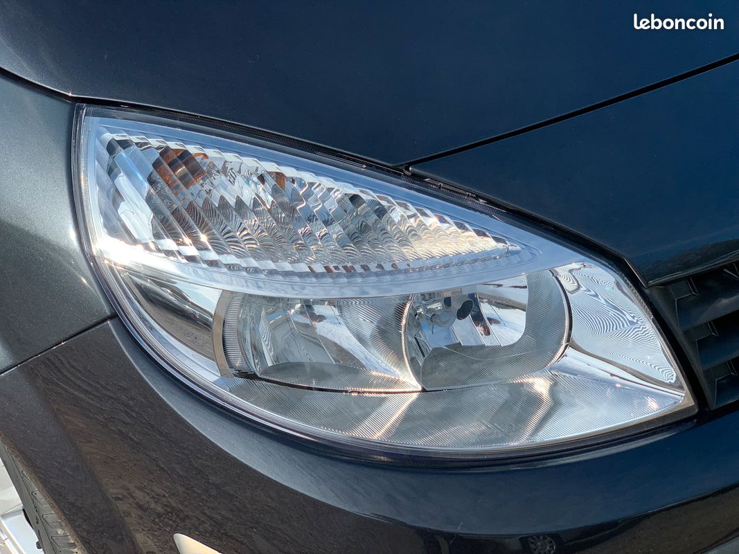 Renault scenic 1.5 dci 105 bt6 confort dynamique état rare (image 12)