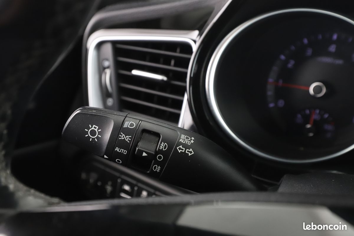 Kia XCeed 1.0 T-GDi ISG 120 ch (image 24)