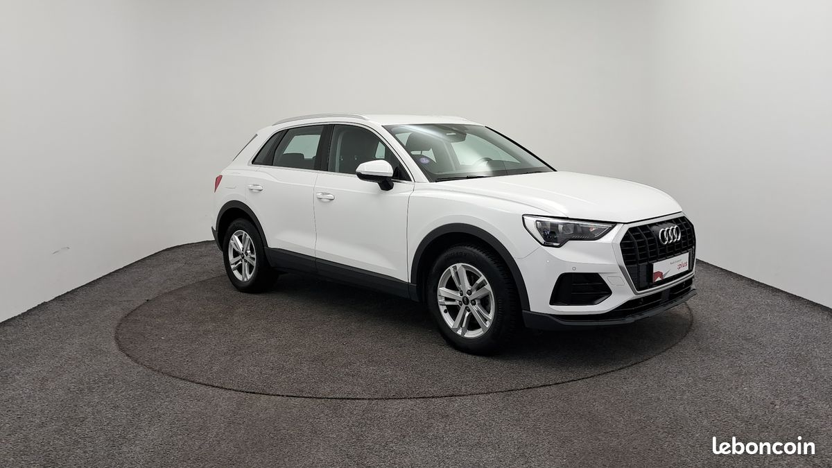 AUDI Q3 35 TFSI 150 ch S tronic 7 Design - Voitures