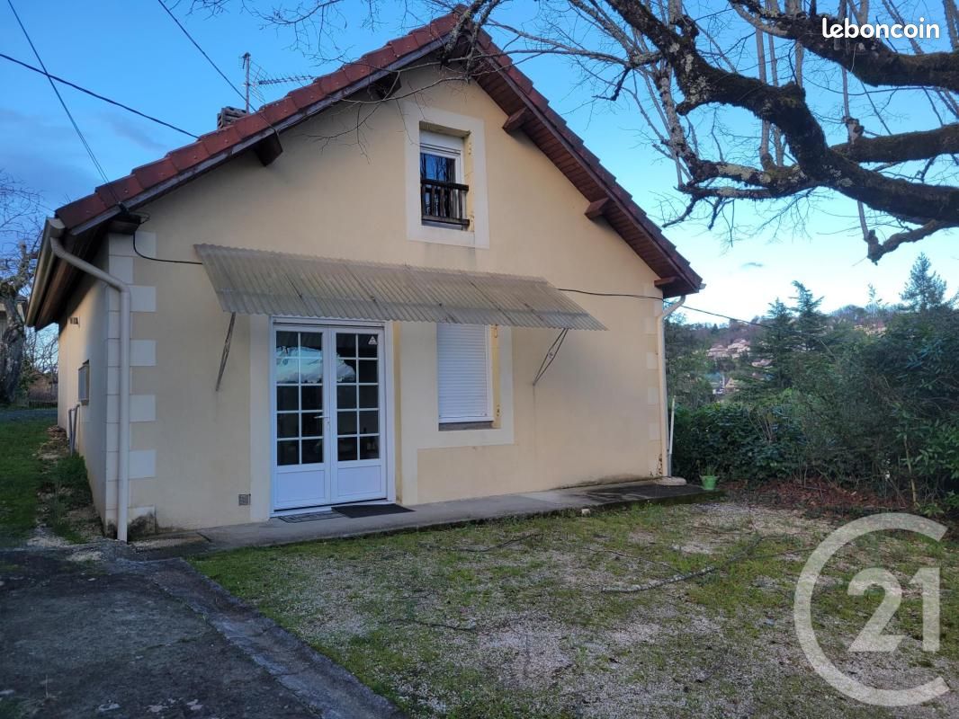 Maison 2 pièces 48 m² · à Sarlat-la-Canéda · 48 m² · 570 €/mois