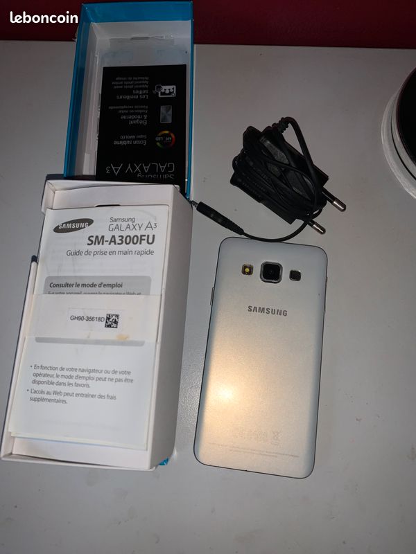 Samsung A3 (image 1)