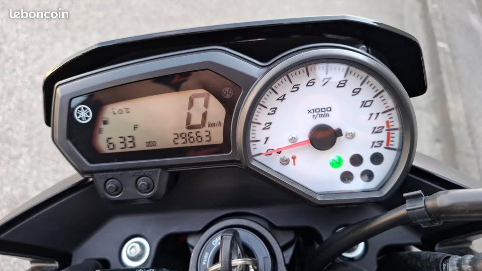Yamaha FZ8 800 cm3 (image 3)