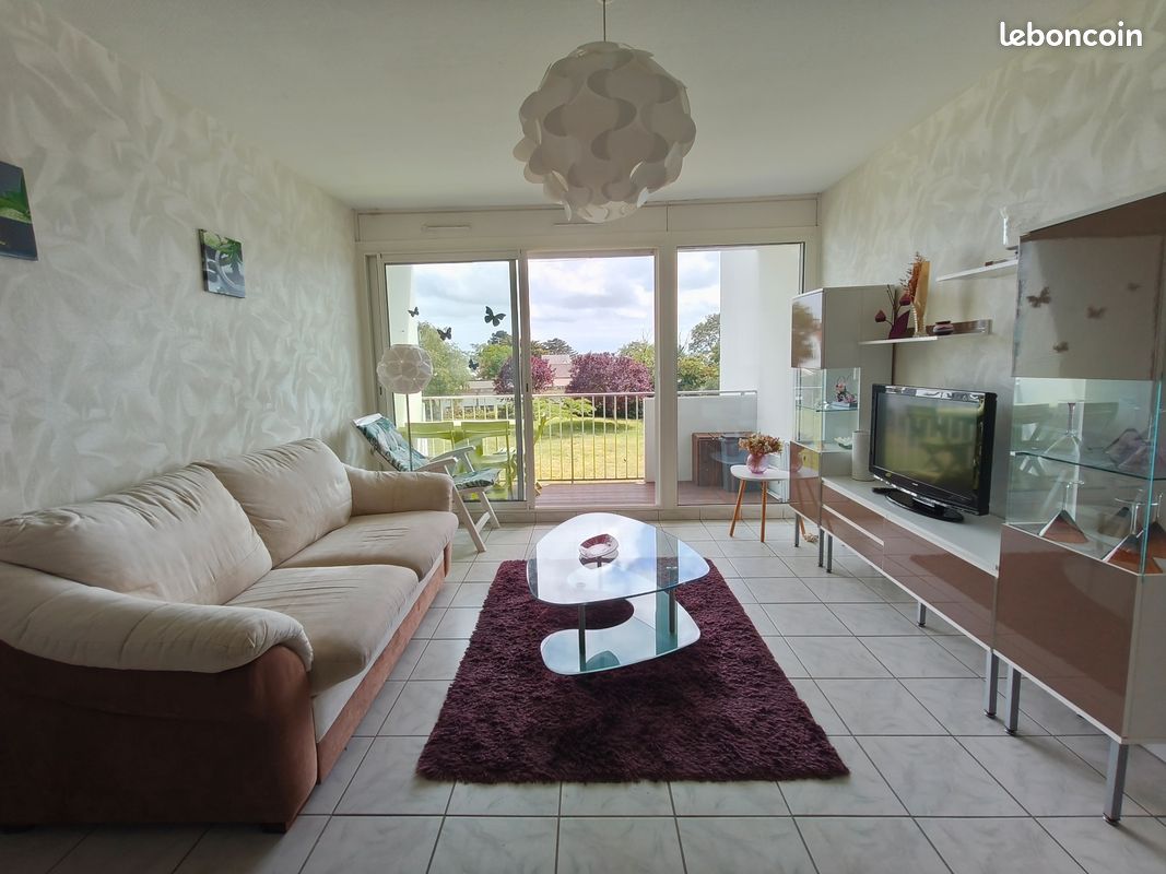 Appartement 2 pièces 48 m² · à Larmor-Plage · 48 m² · 750 €